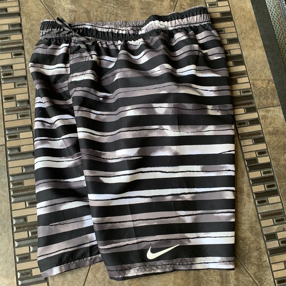 NIKE REPEL MENS SWIMMING SHORTS - Picture 11 of 12